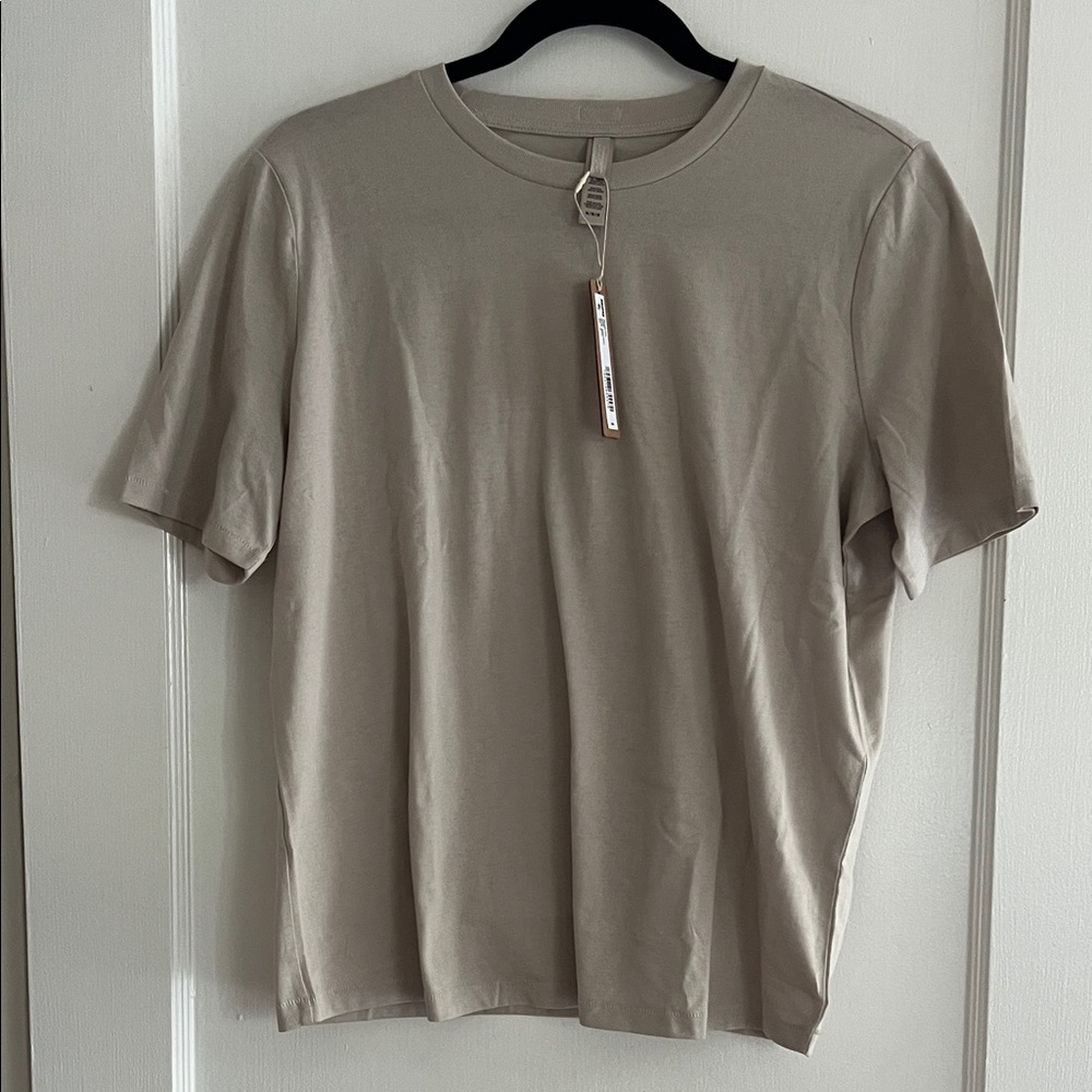 SKIMS Tee in Stone